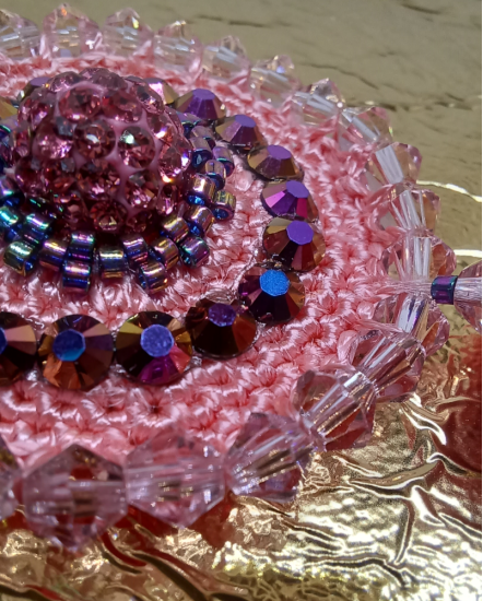 Háčkované  dizajnové náušnice "Romantická ruža"